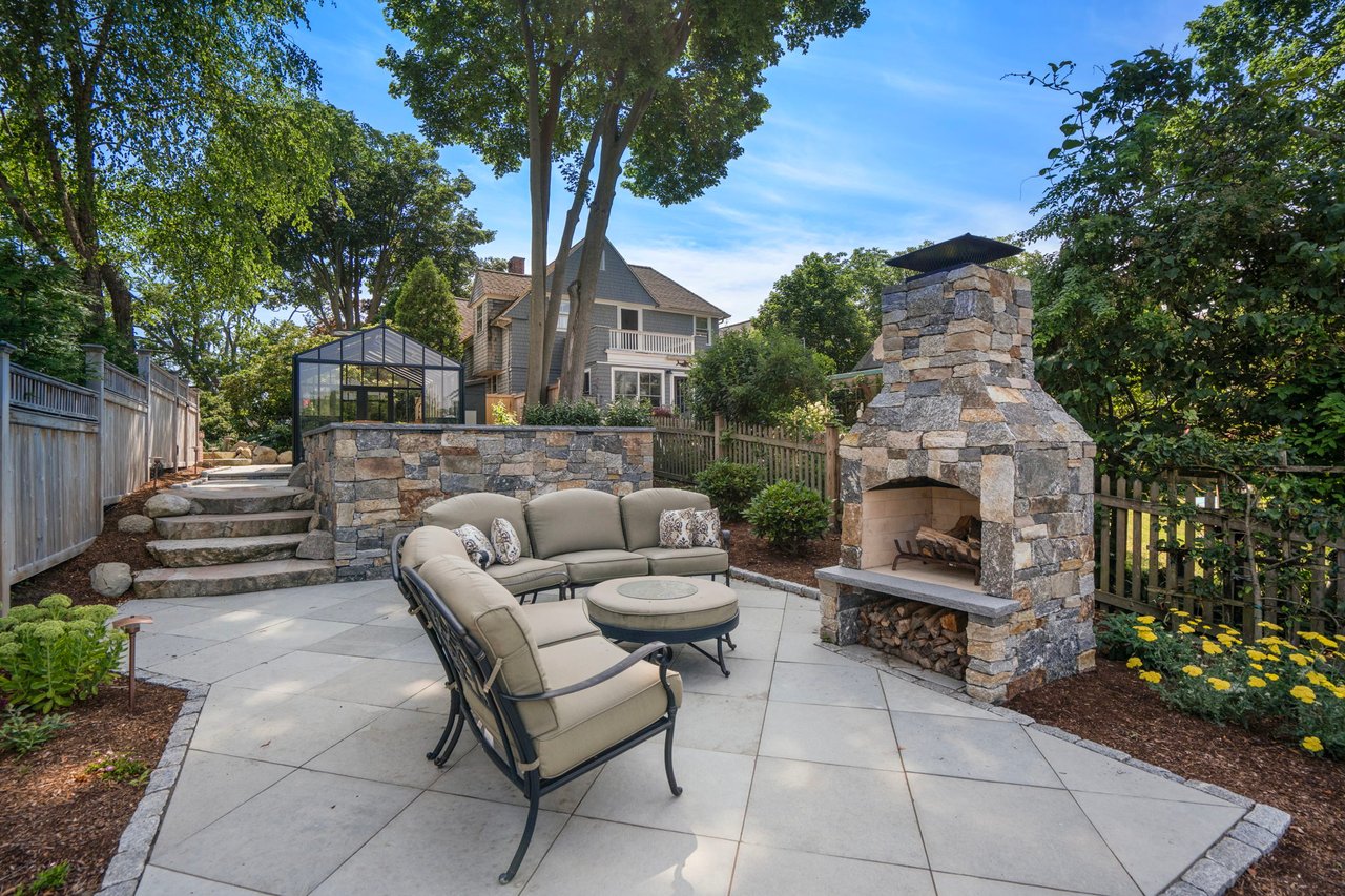 25 Seaview Avenue