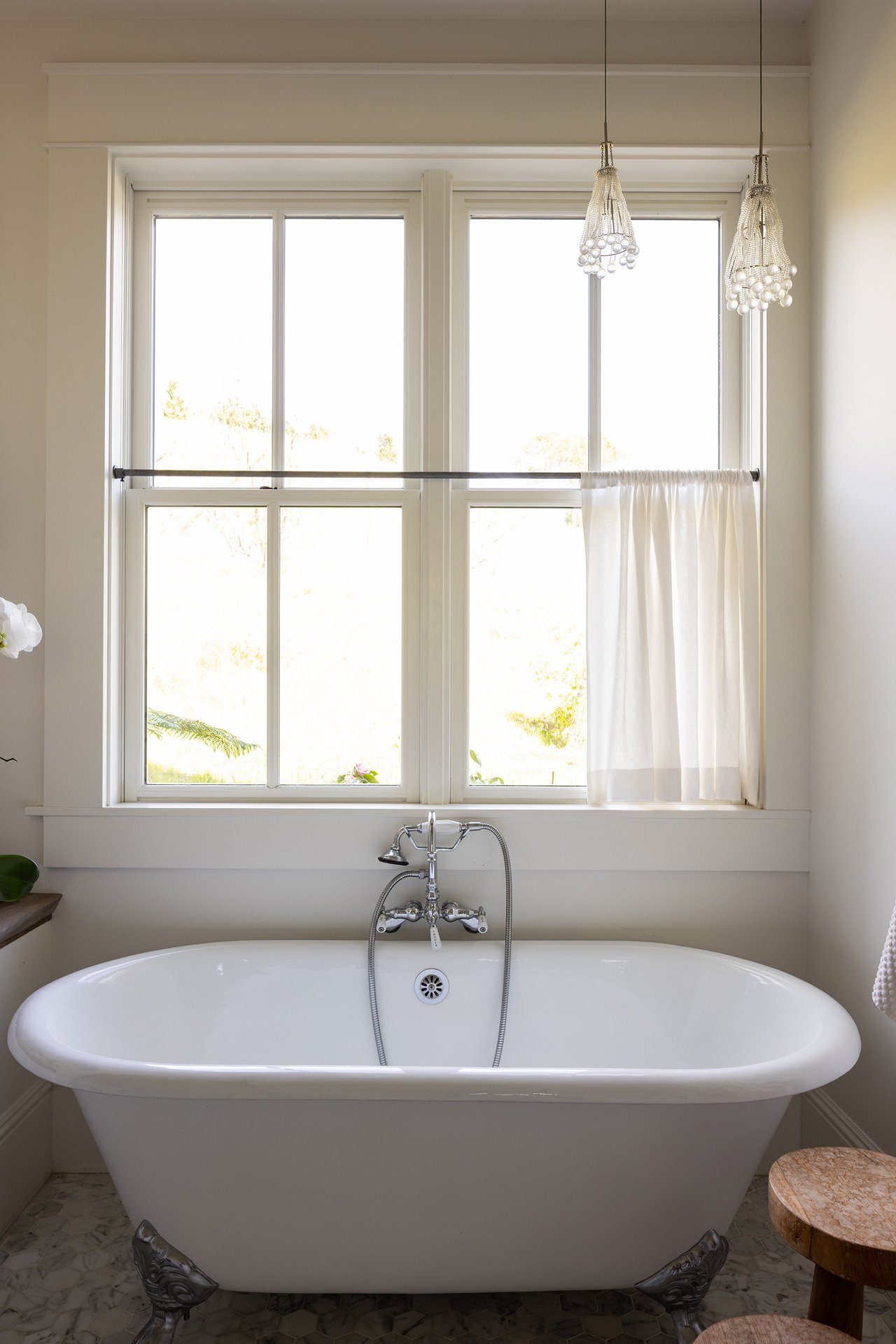 Honey Hill - 365 Race Horse Ln