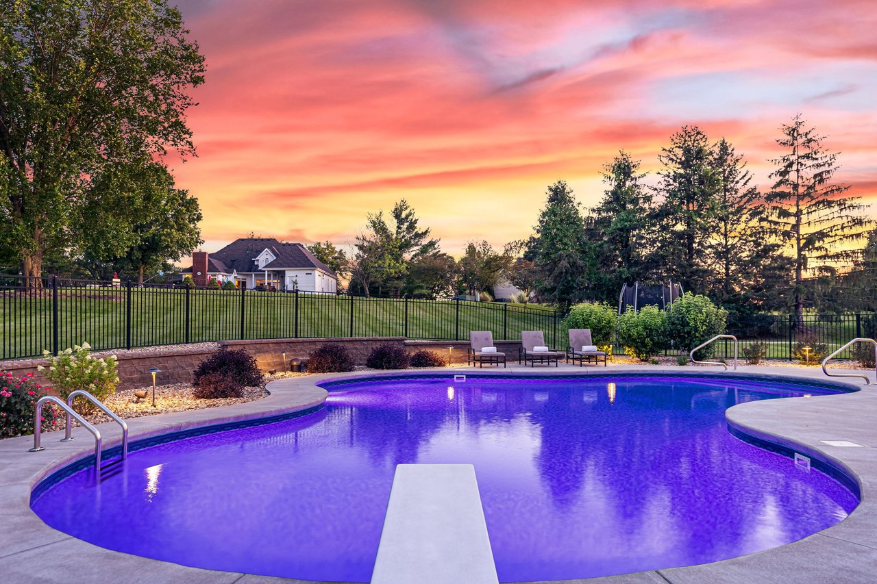 32 Rathfarnum Lane