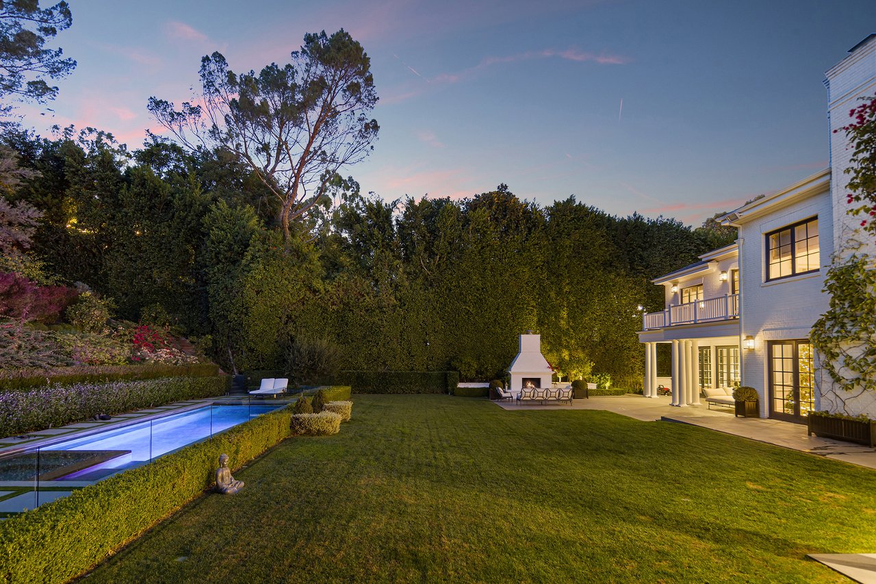 9135 Hazen Dr, Beverly Hills 