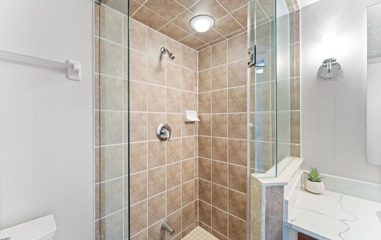 35 Viking Lane 533
