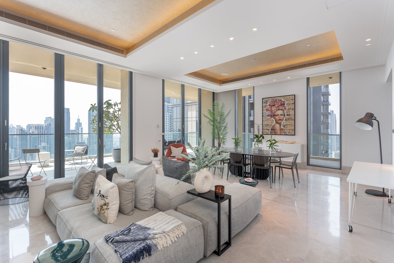 The 118 - Full Floor Apartment 