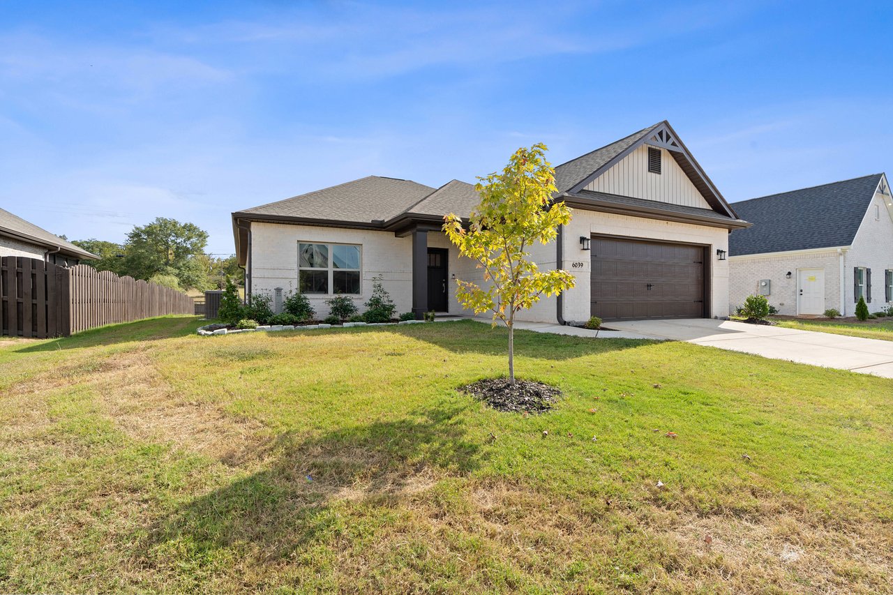 Elegant Home Near Goldsmith-Schiffman Elementary
