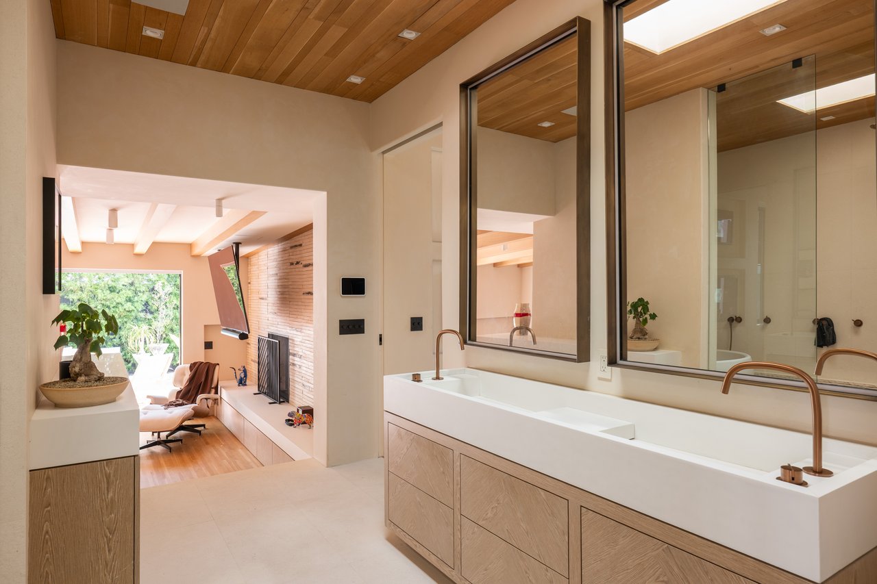 330 N Arden Blvd, Hancock Park