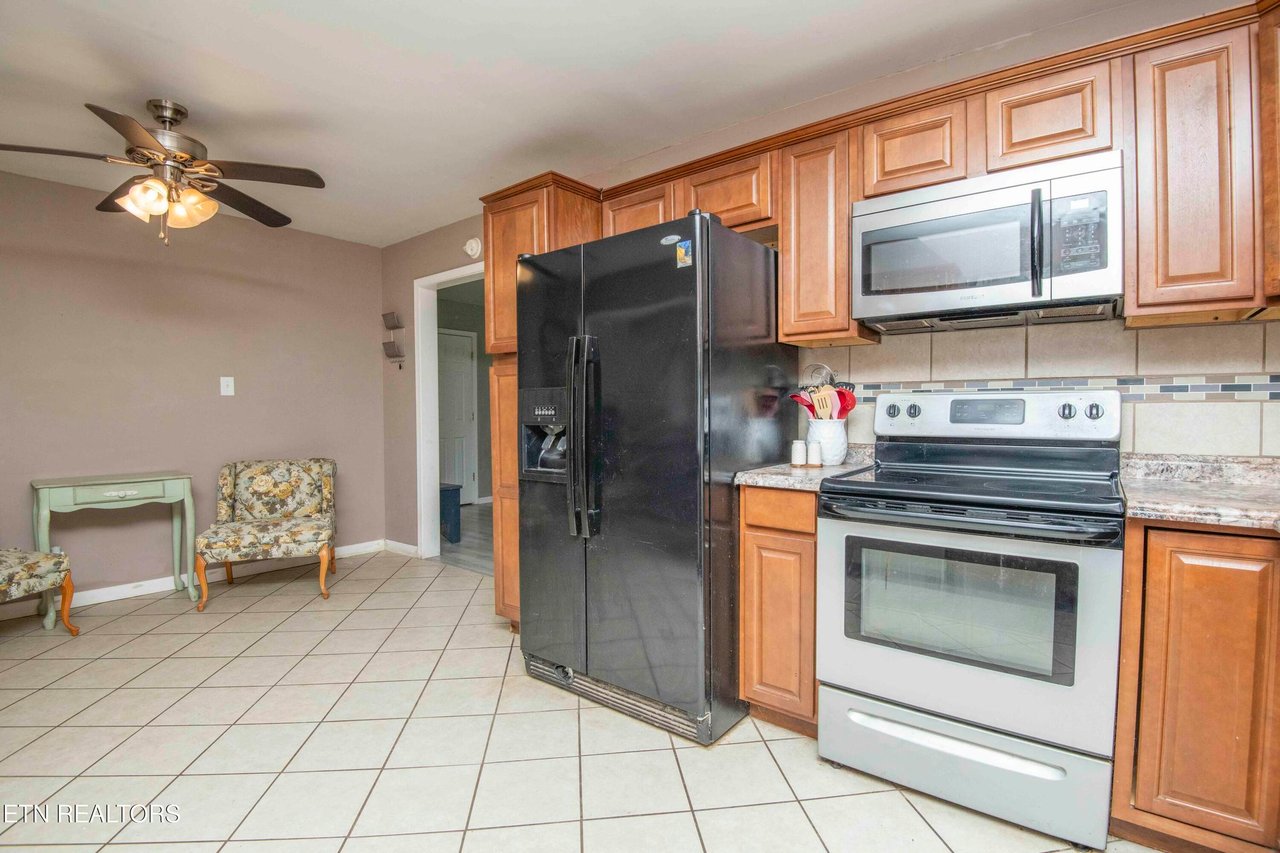 1212 Pilleaux Dr