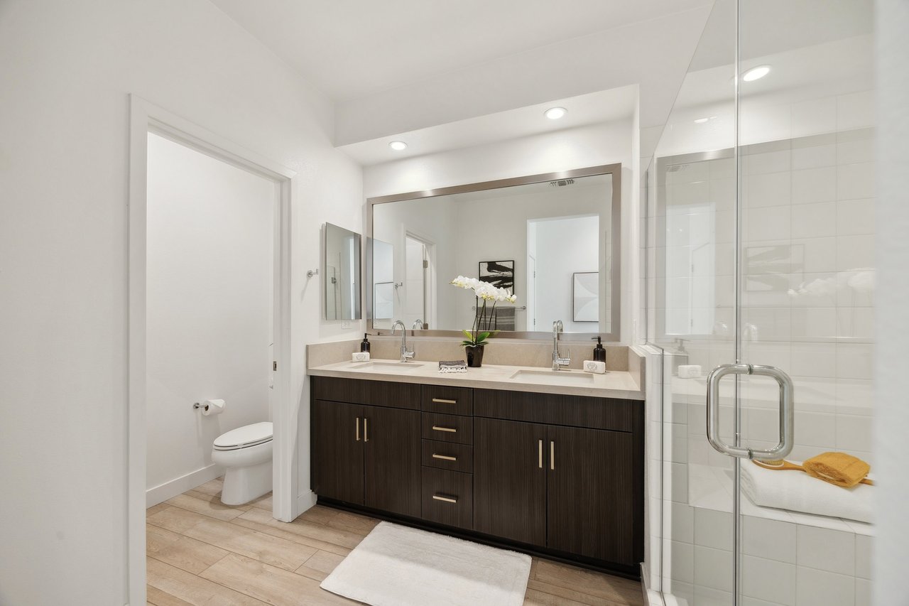 172 Uptown Cir