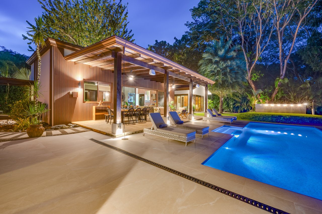 Casa Pachote | Exquisite 4-Bedroom Luxury Home in Hacienda Pinilla’s Reserva de Golf