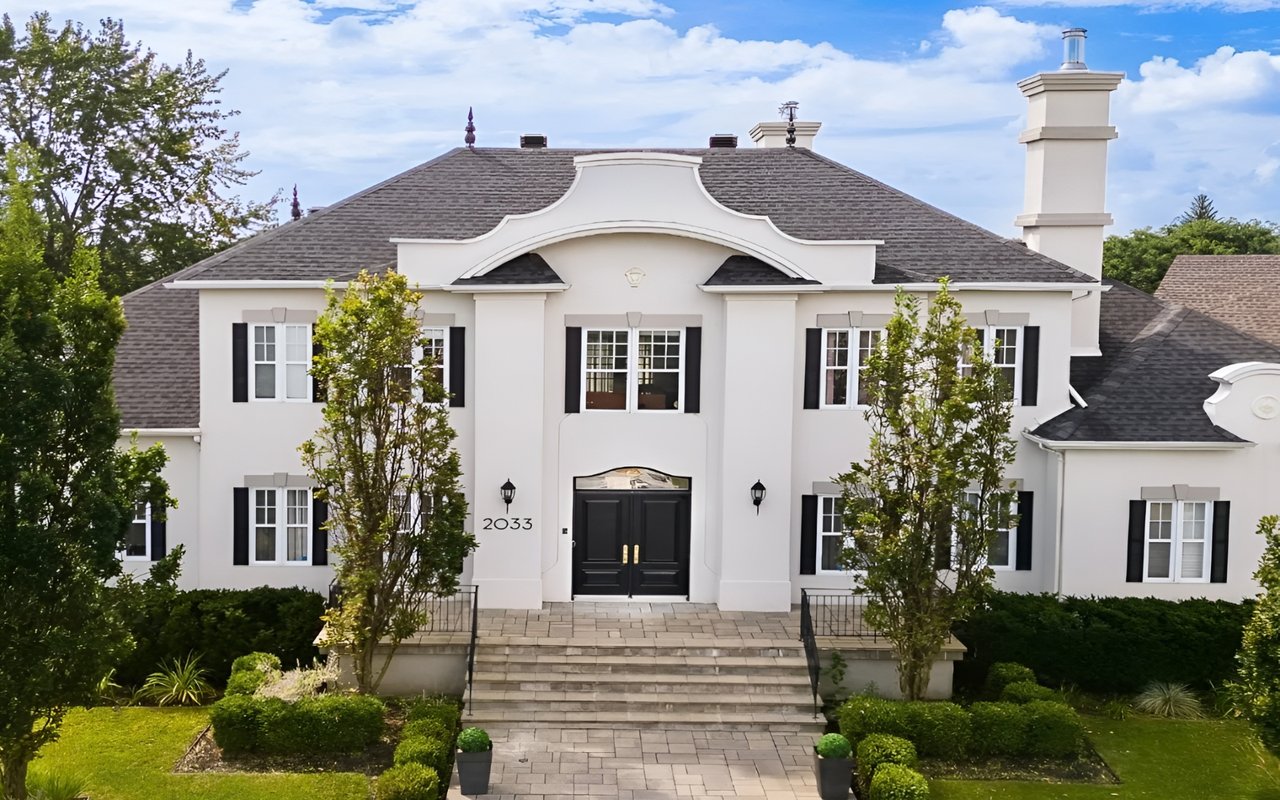 First Impressions Matter: How to Elevate Your Home’s Curb Appeal Before Selling