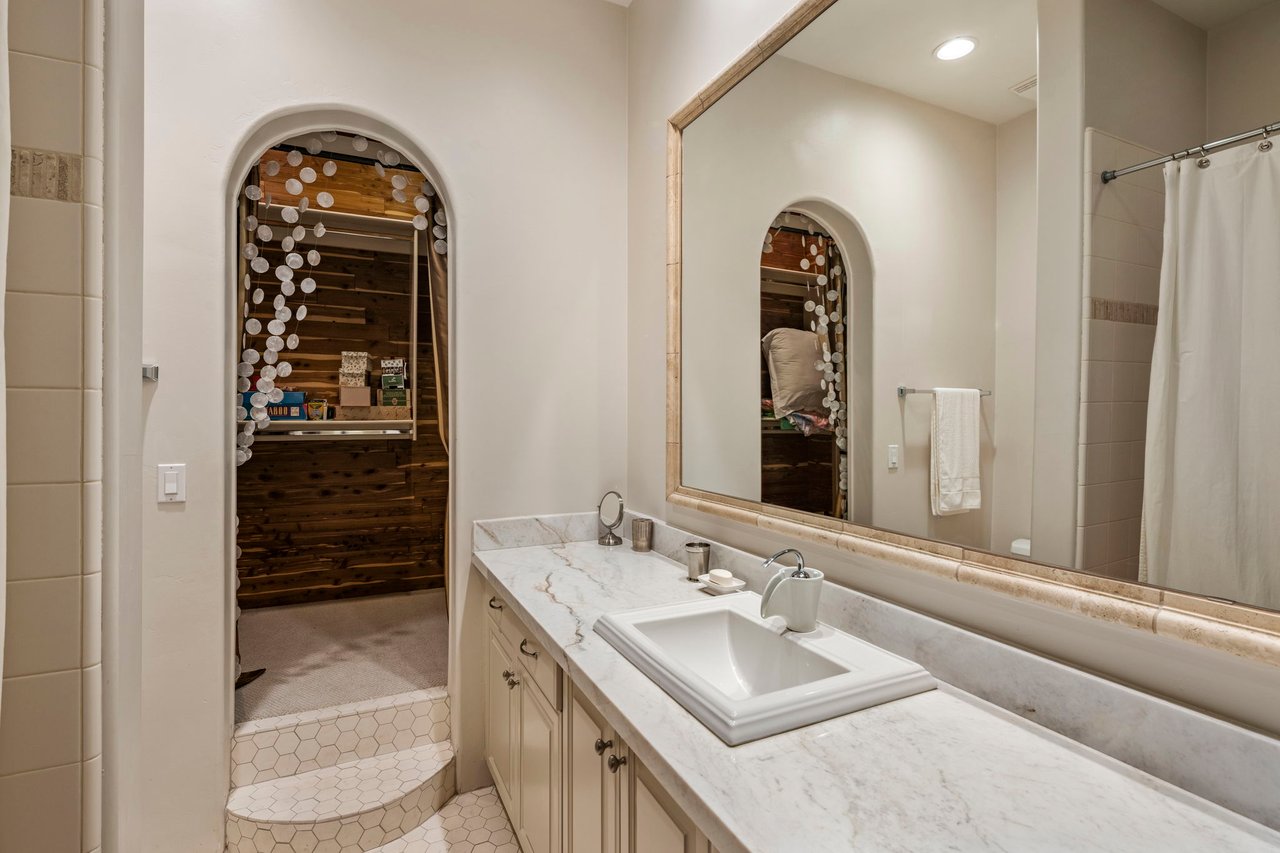 9290 E Thompson Peak Parkway, 110