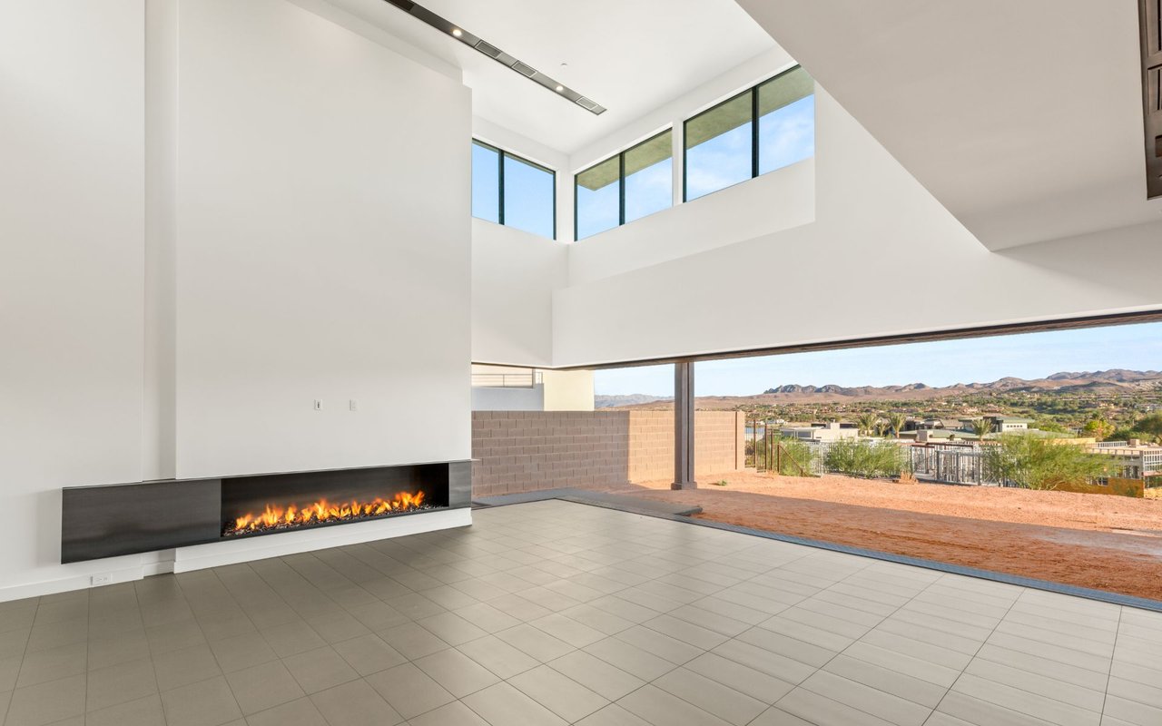 25 Canyon Bay Drive