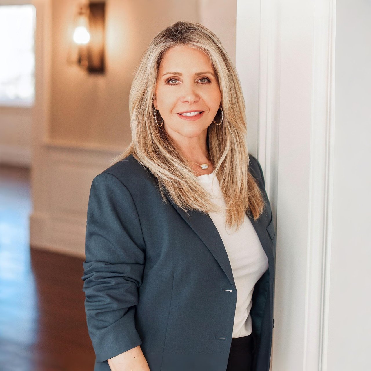 Wendy Gronich Ridgewood, NJ Real Estate Agent Headshot