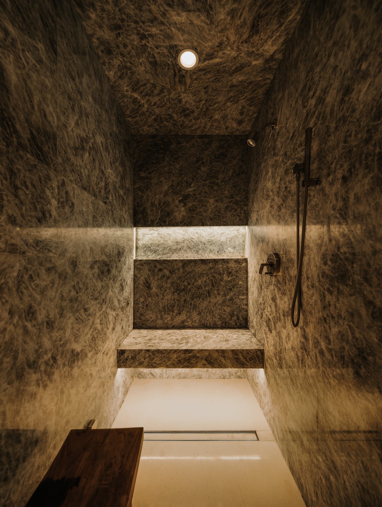 6250 Hollywood Blvd Unit: 14A