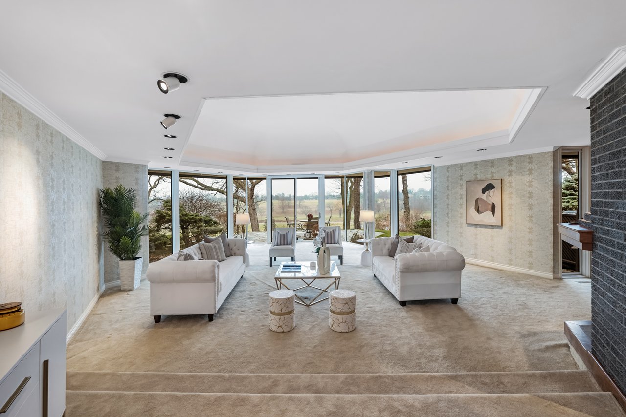 1000 Mississauga Heights Dr