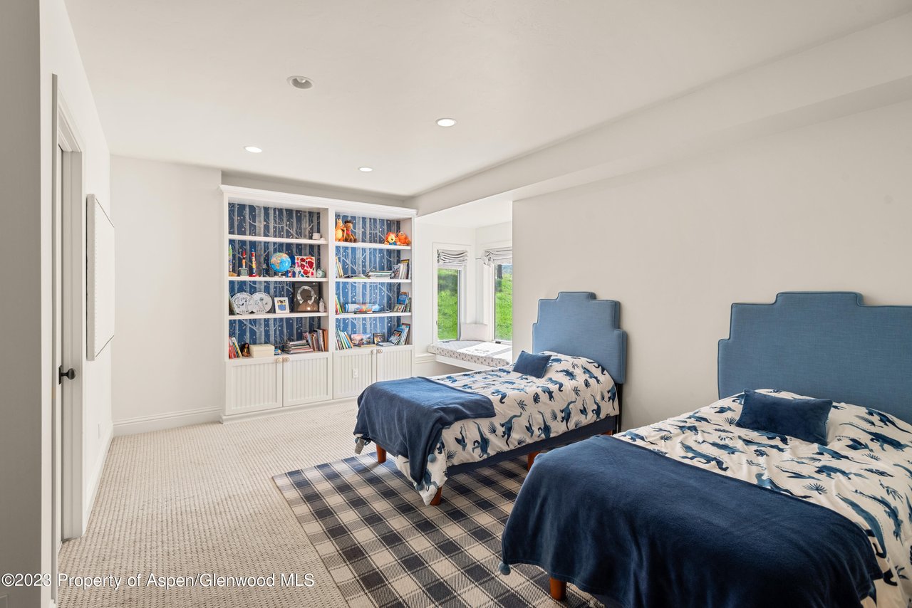1044 Horse Ranch Drive