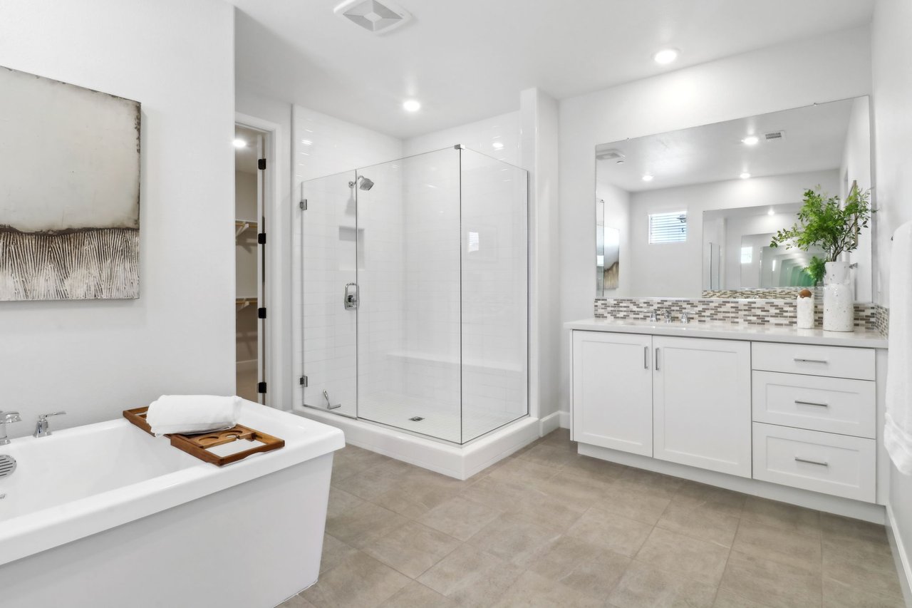 941 Lindbergh Dr