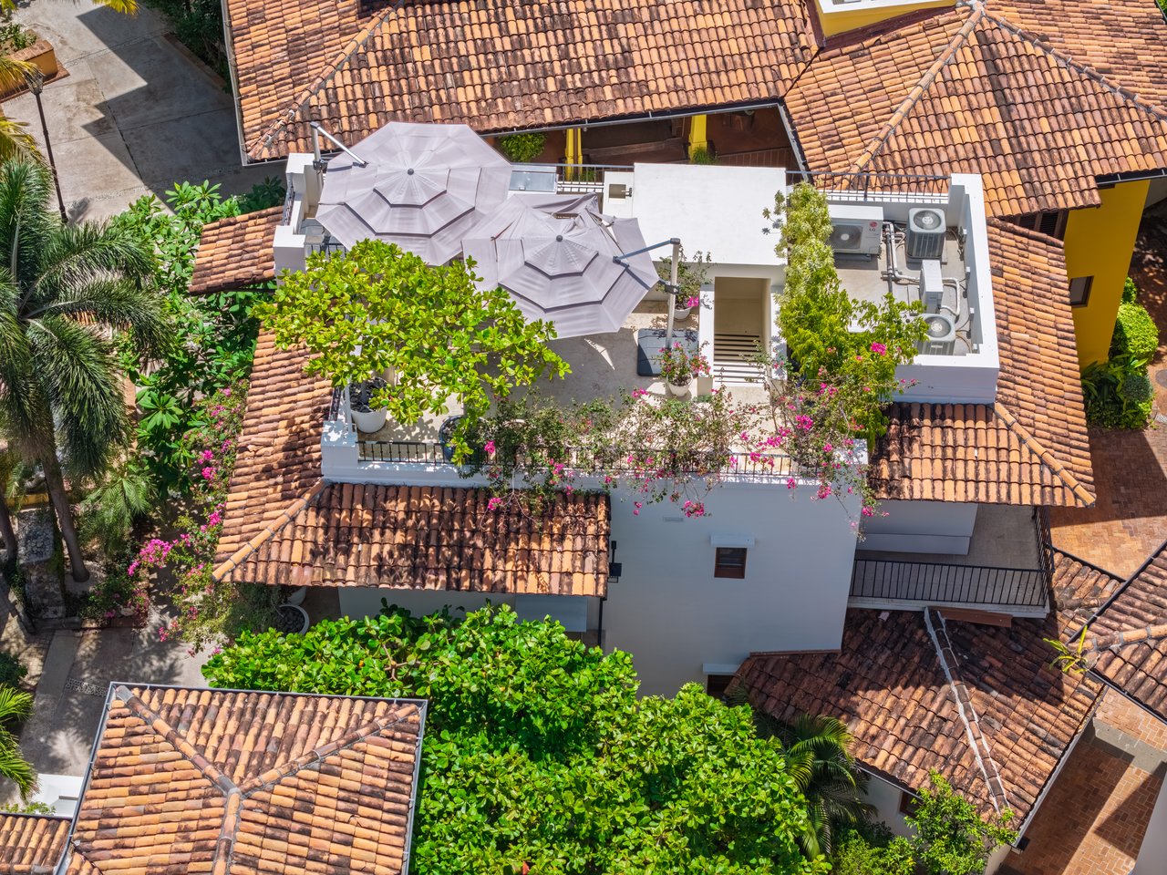 25 Paseo Del Mar | Best-Priced Beachfront Home in Las Catalinas