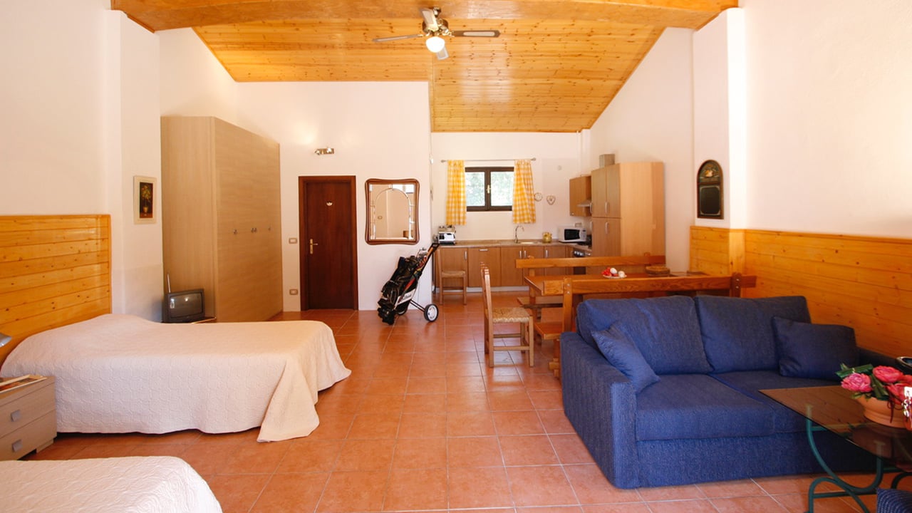 VILLA DI MEZZO