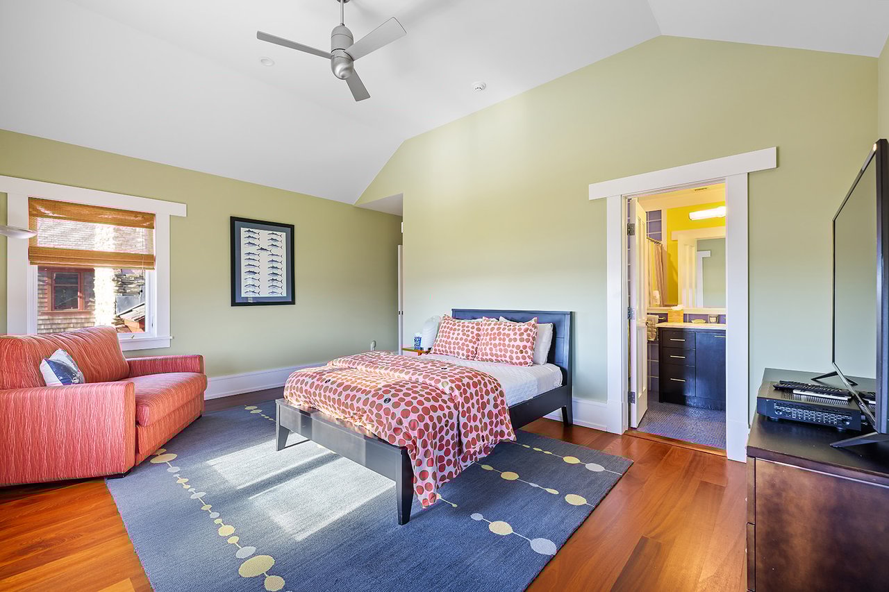 Magnificent Bridgehampton Estate