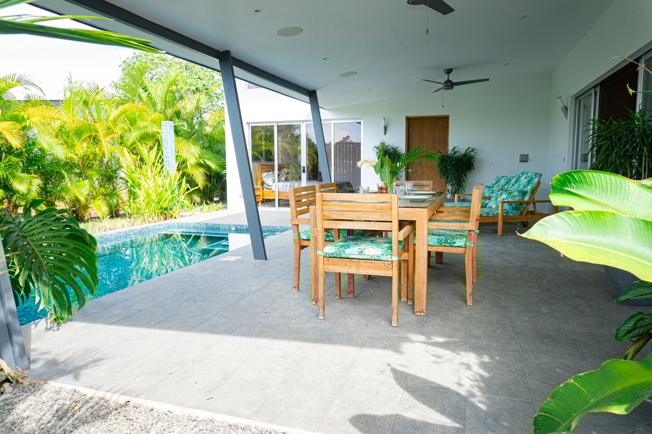 Cozy Turnkey 3-Bedroom Home with Pool in Uvita