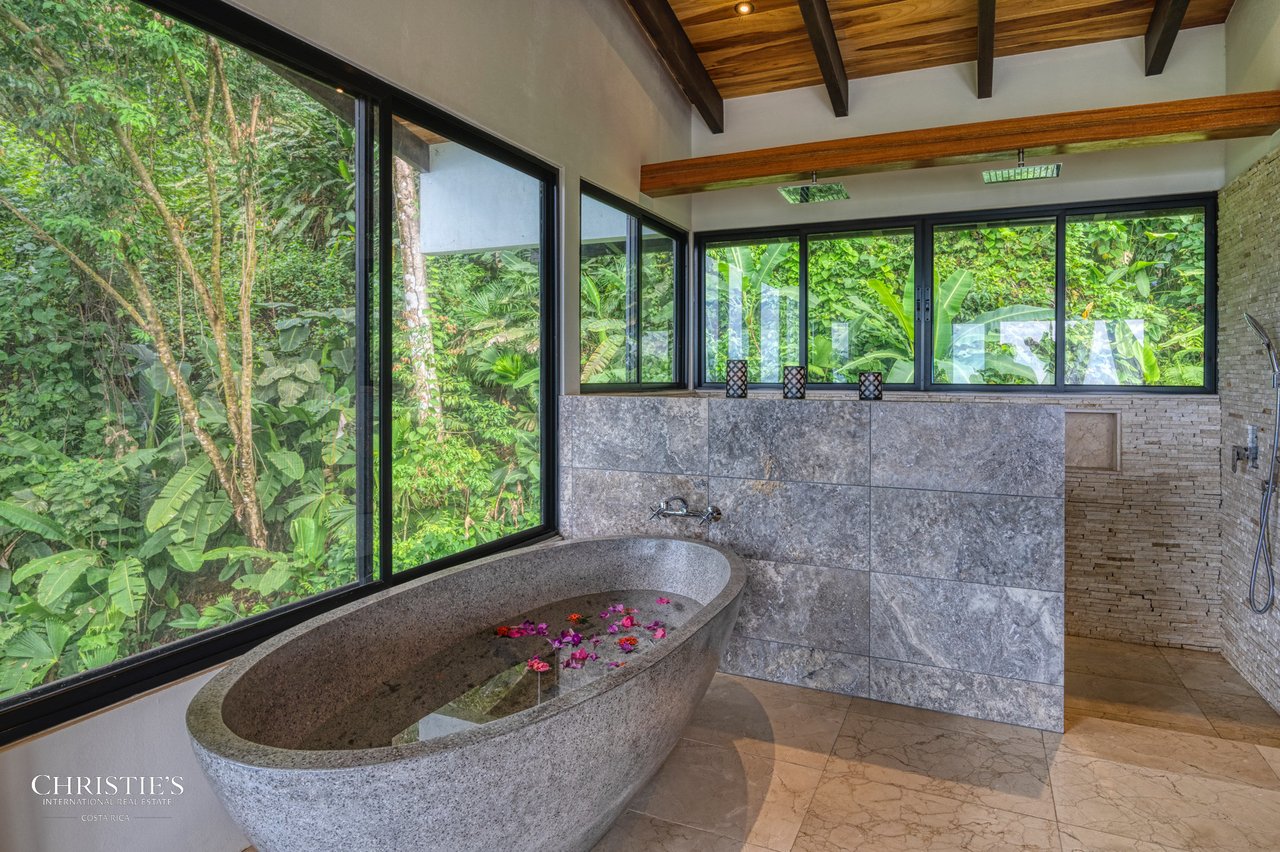 Beauty Villa- Ocean View in Uvita