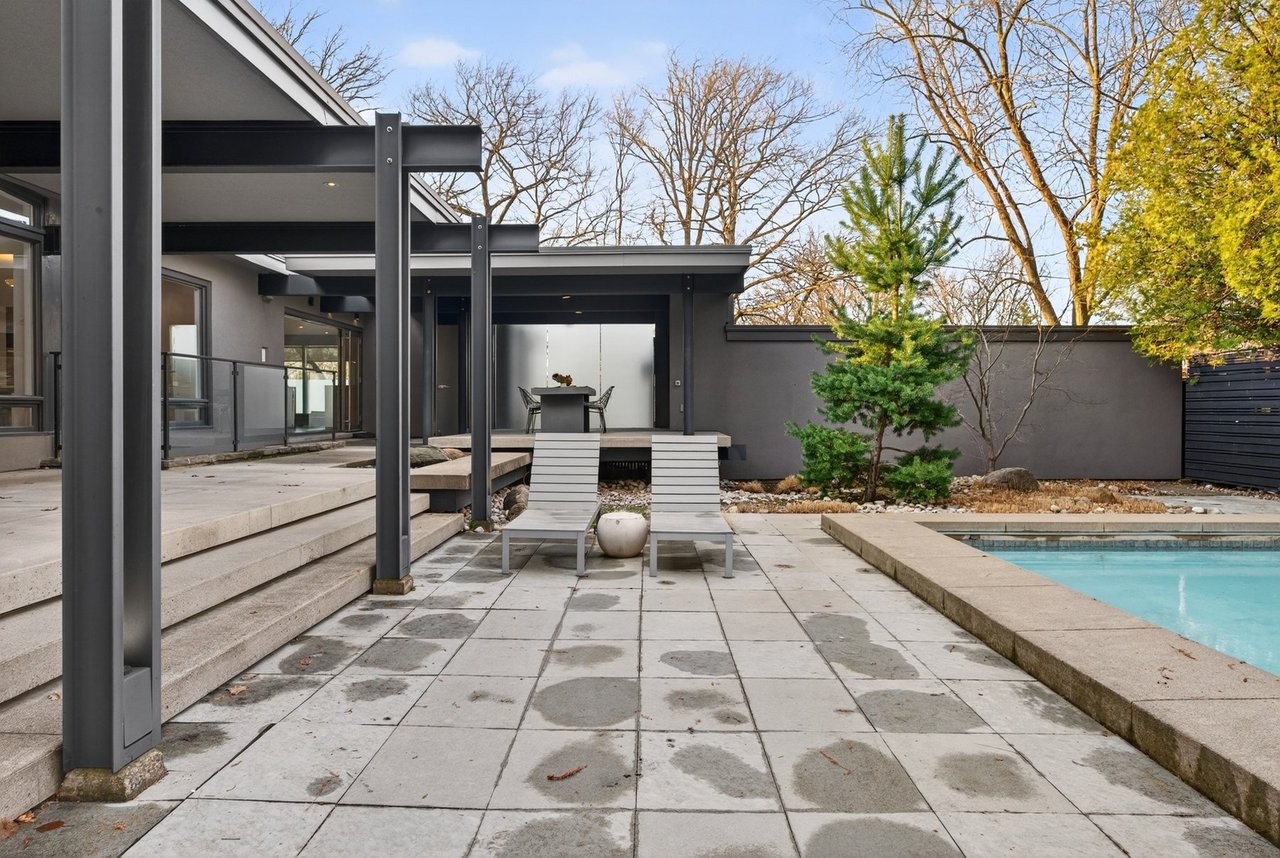 Inspiring MCM Residence