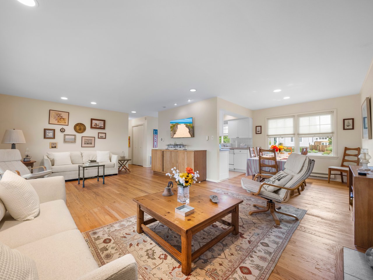 15 Beacon Drive, Loveladies
