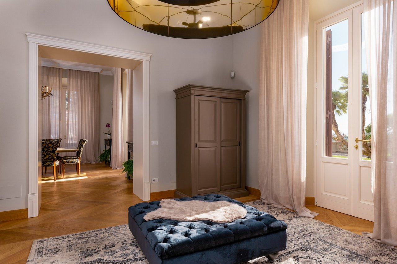 Breathtaking Villa with Contemporary Style on the Southern Coast of Tuscany