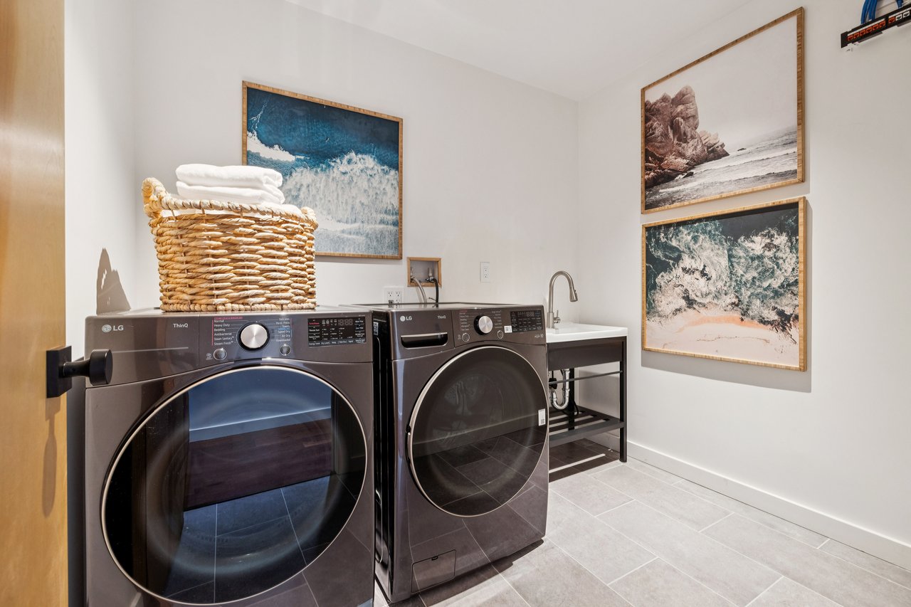 448 Sausalito Boulevard