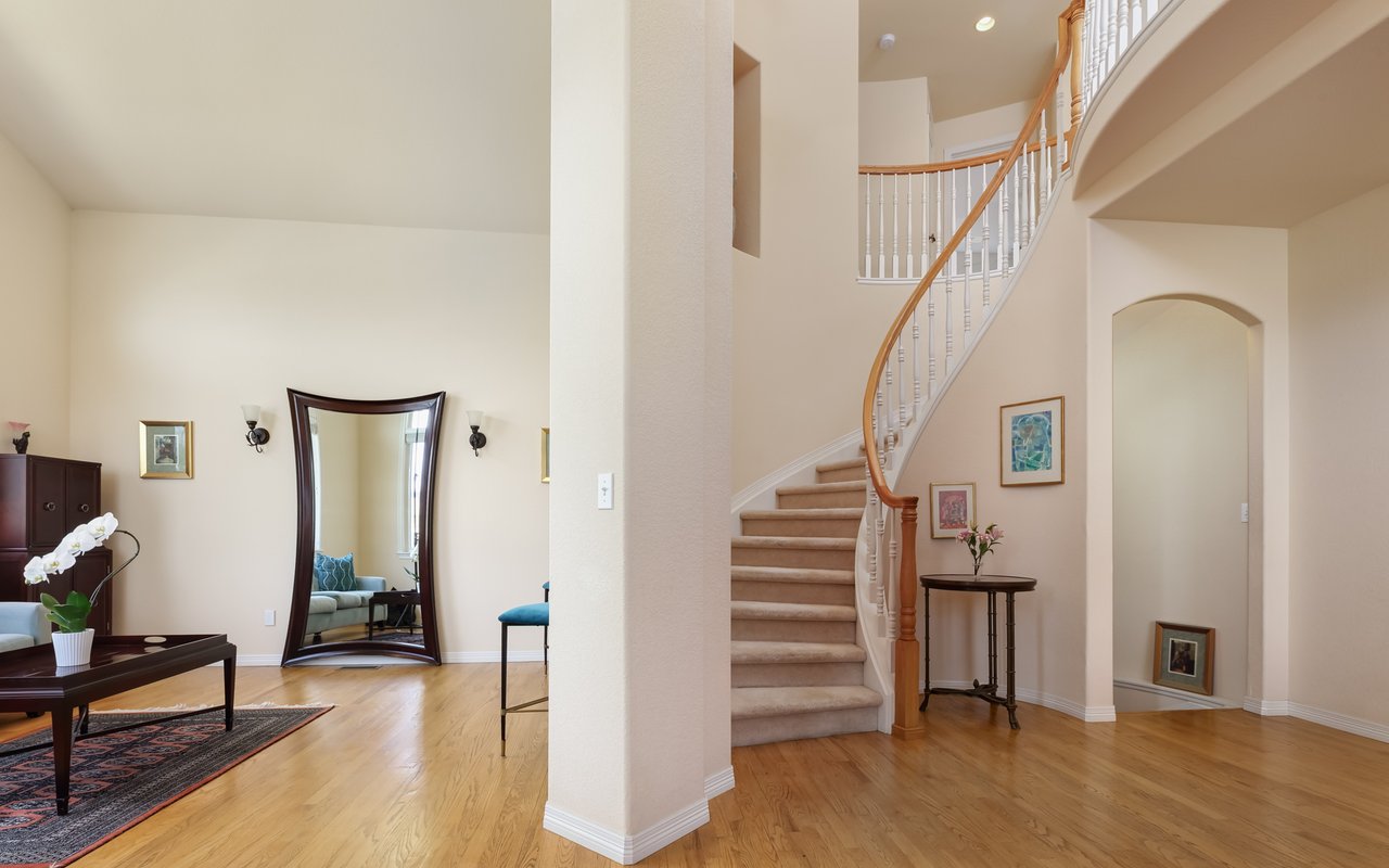 4027 Guadeloupe Street