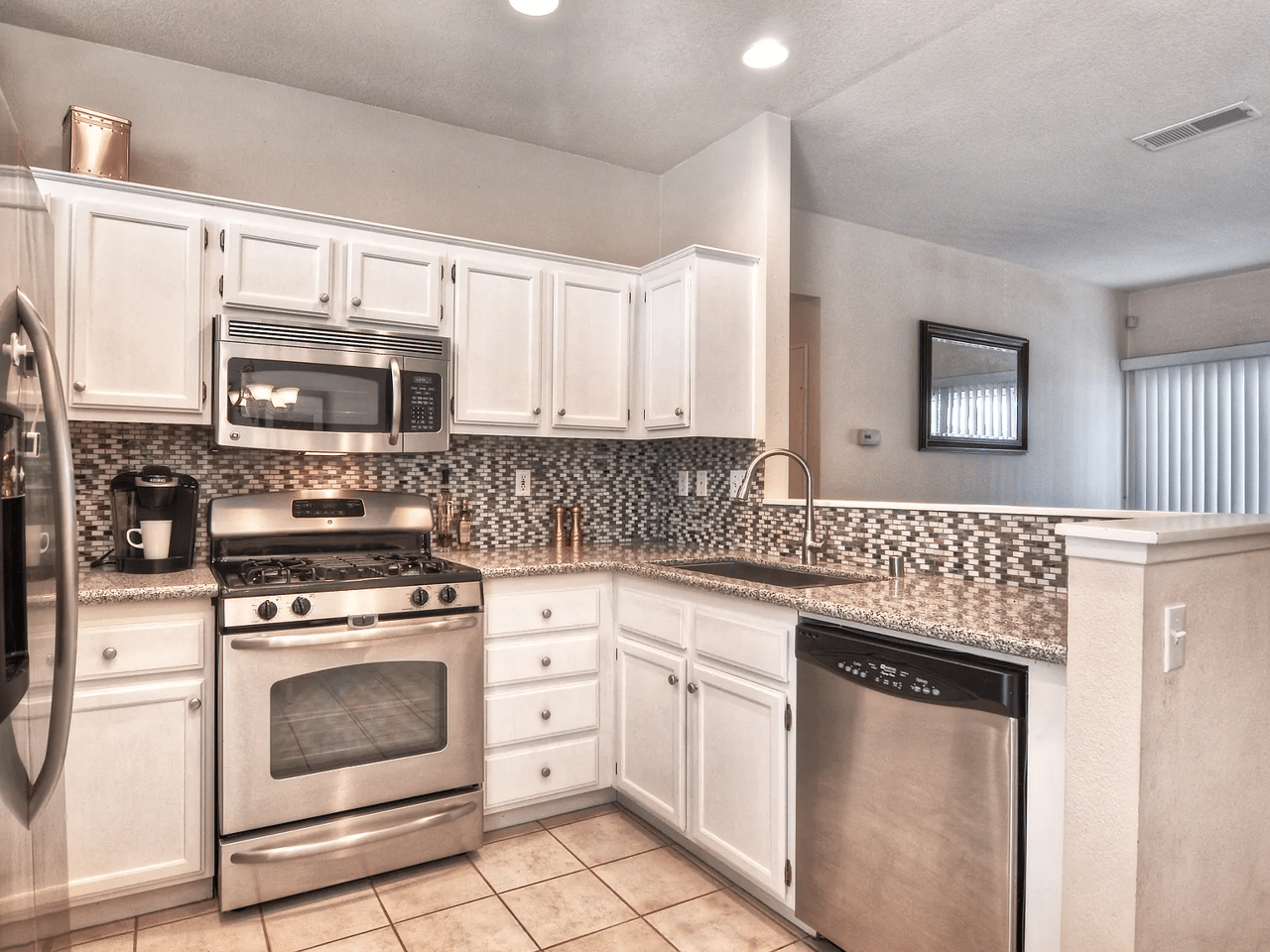 5 Carlsbad Ln