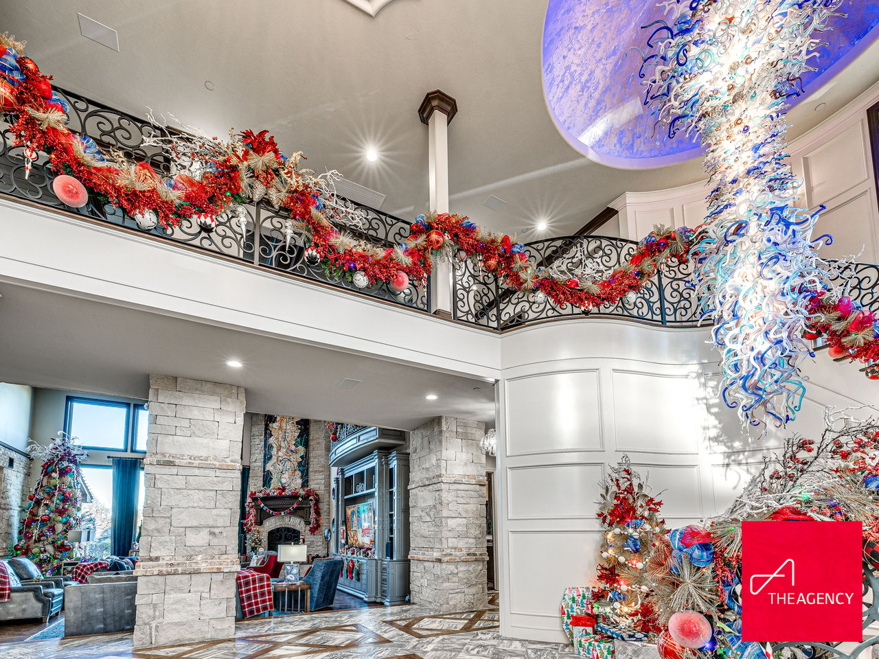 Sleighing the Season: A Christmas Luxury Home Photoshoot at OKC's Viral Estate