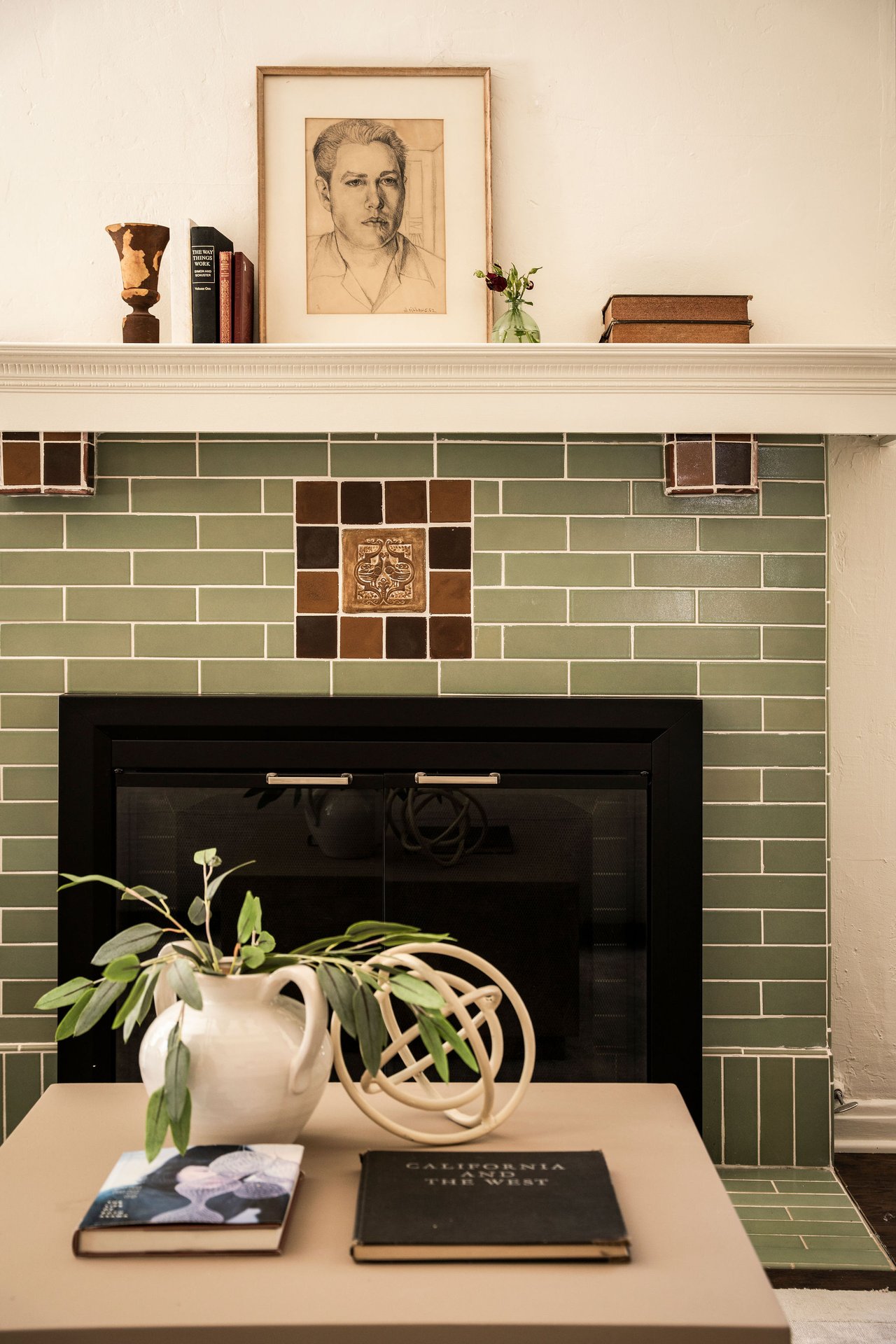Charming 1928 Stucco Bungalow in the Heart of Pasadena