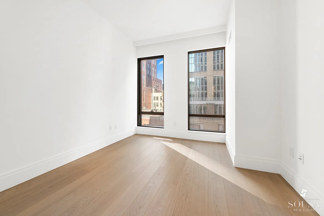 50 W 66th St #8A