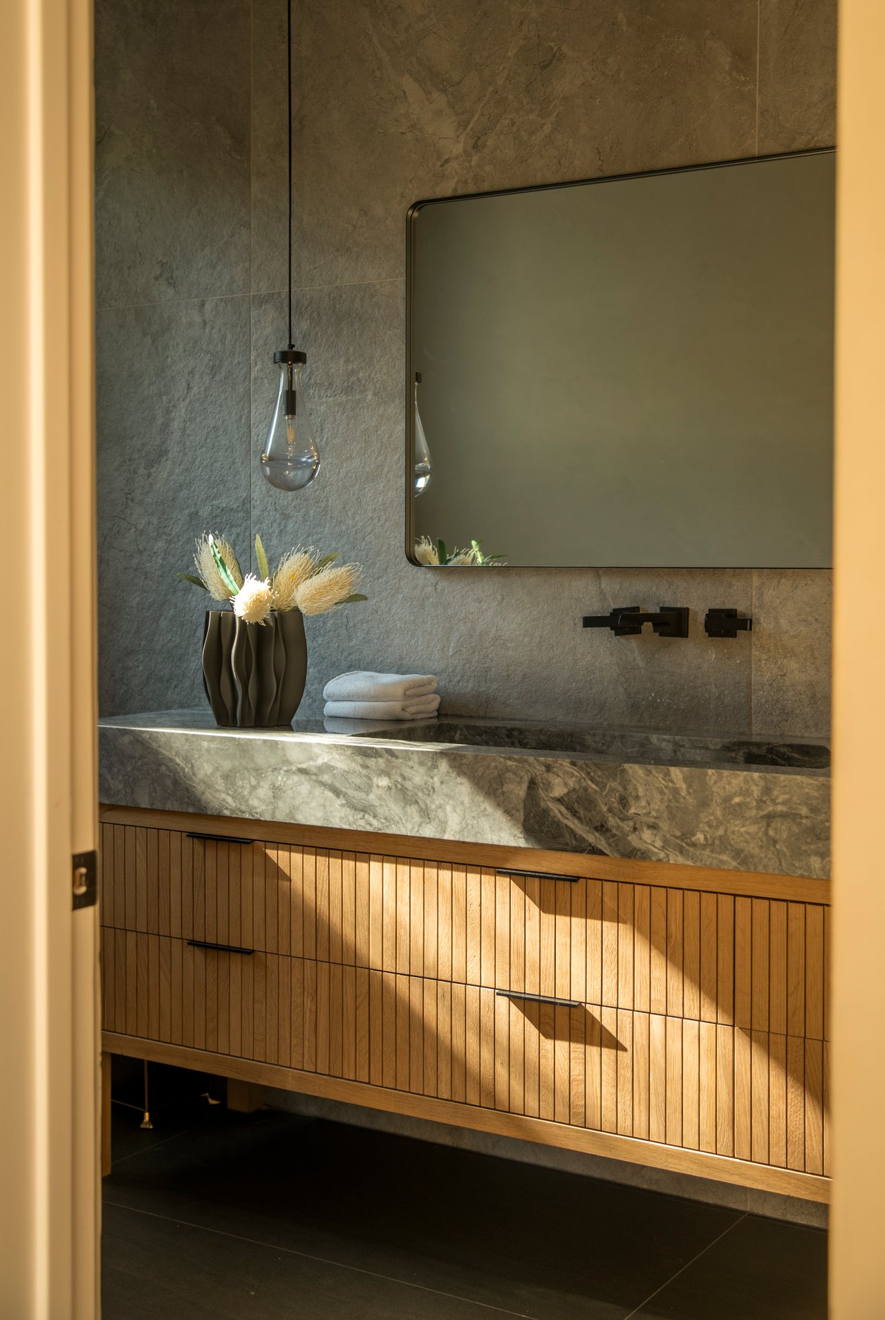 196 S Greenfield Ave, Westwood