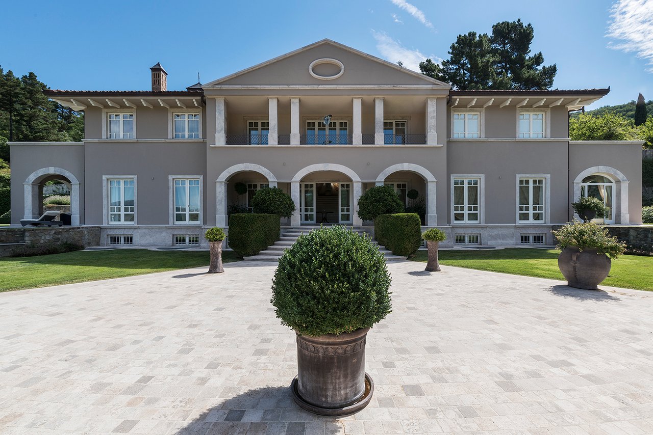 Villa Bianco Chic
