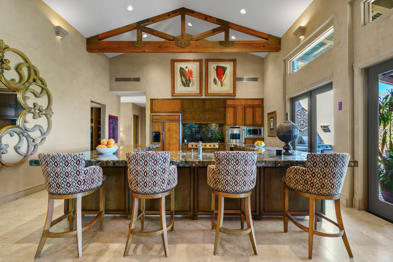 2 Nebulae Way, Rancho Mirage