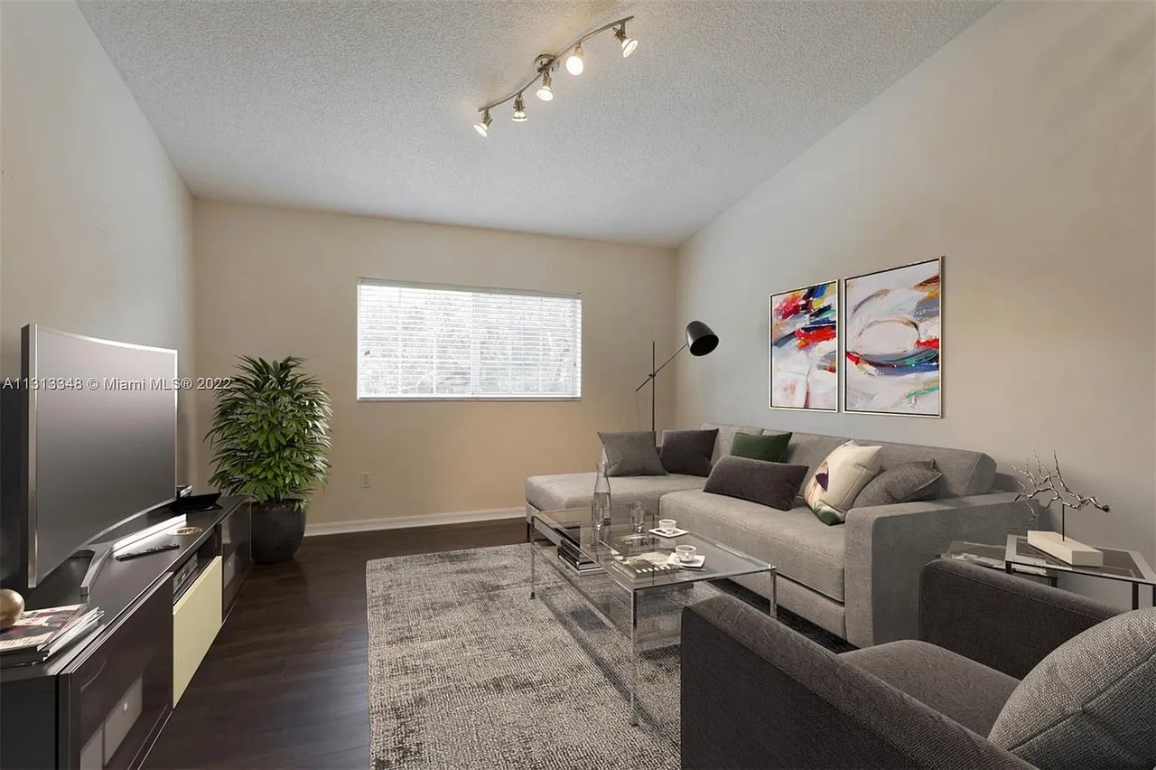3680 N 56th Ave APT 831