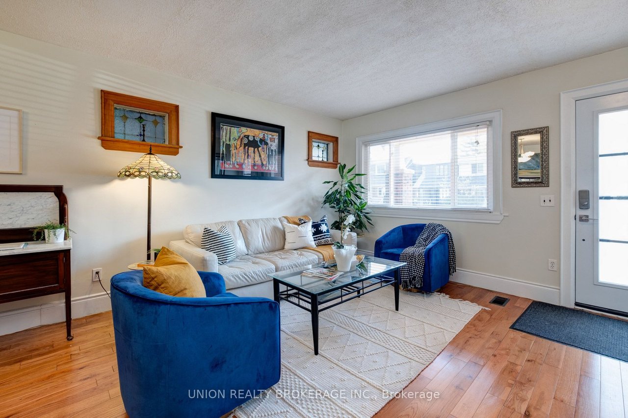 223 Victoria Park Ave