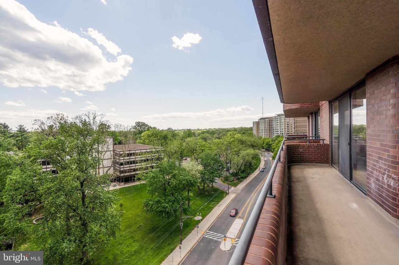 4550 N Park Ave #605