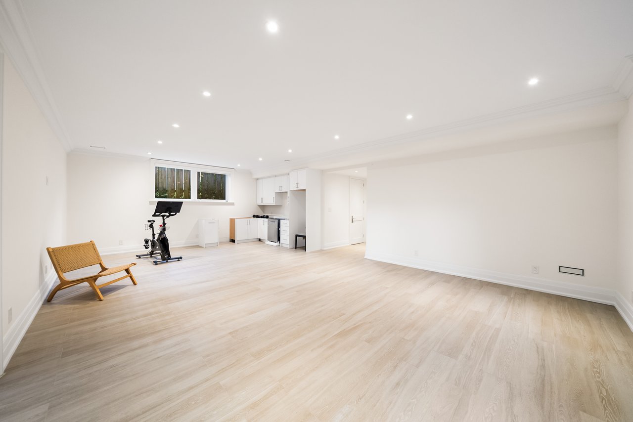 43 Ben Machree Drive