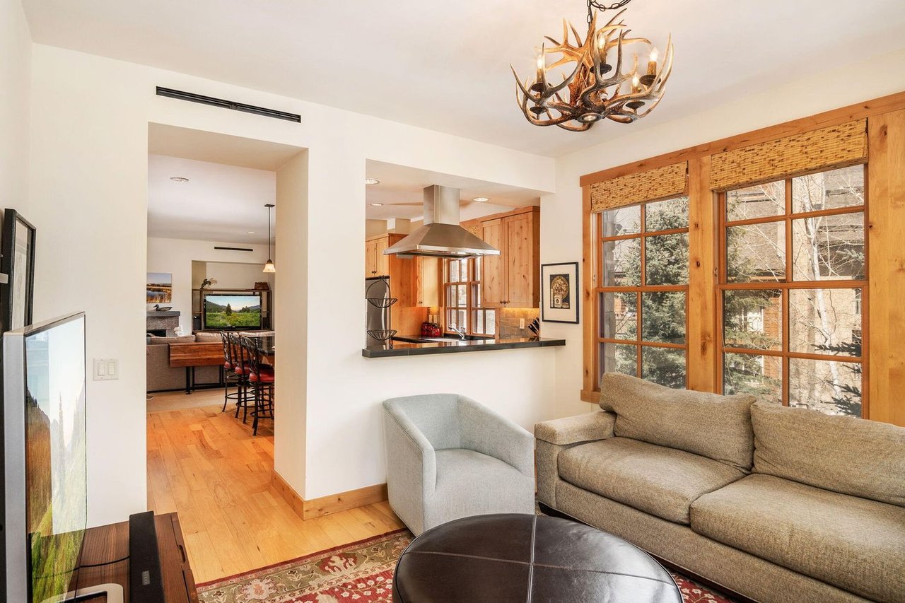 109 Angani Way