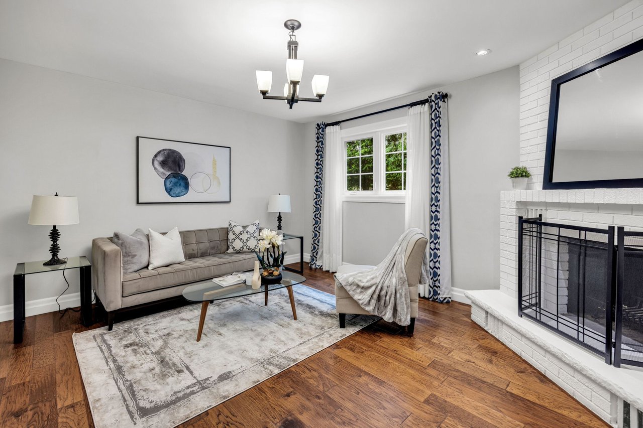 1441 Petrie Way