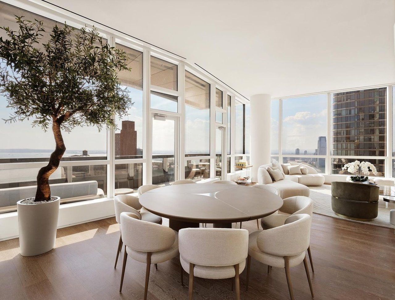 77 Greenwich St #PH