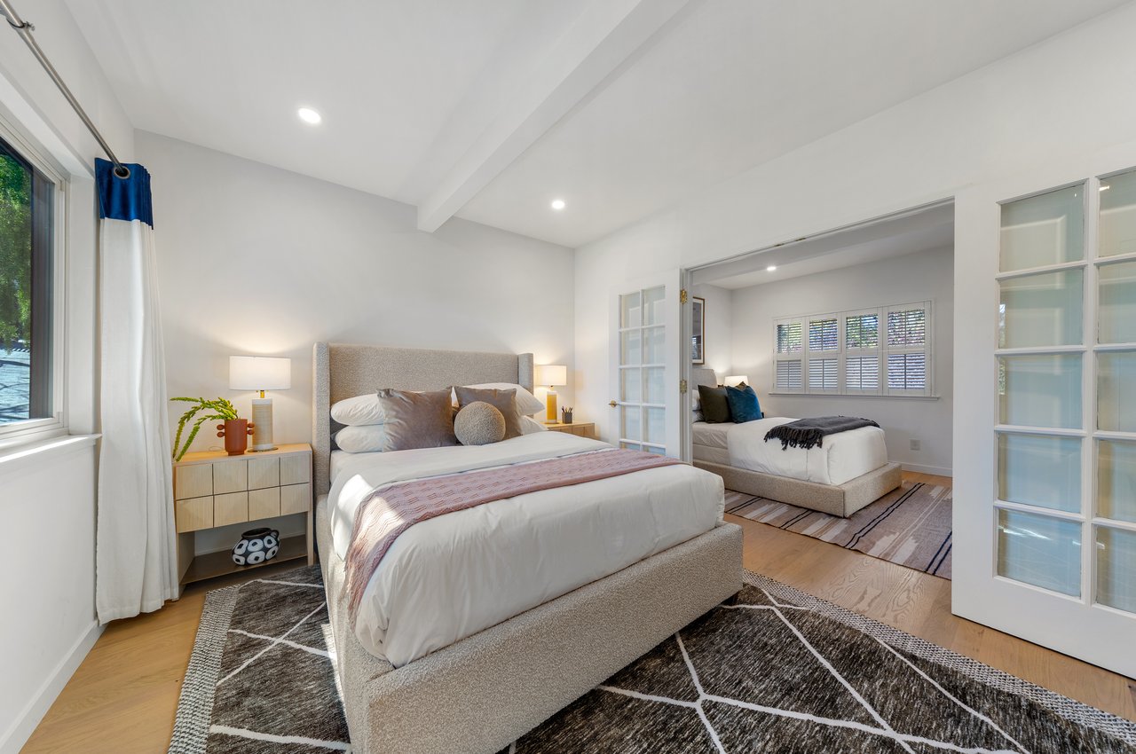 Gated View Residence on the Water