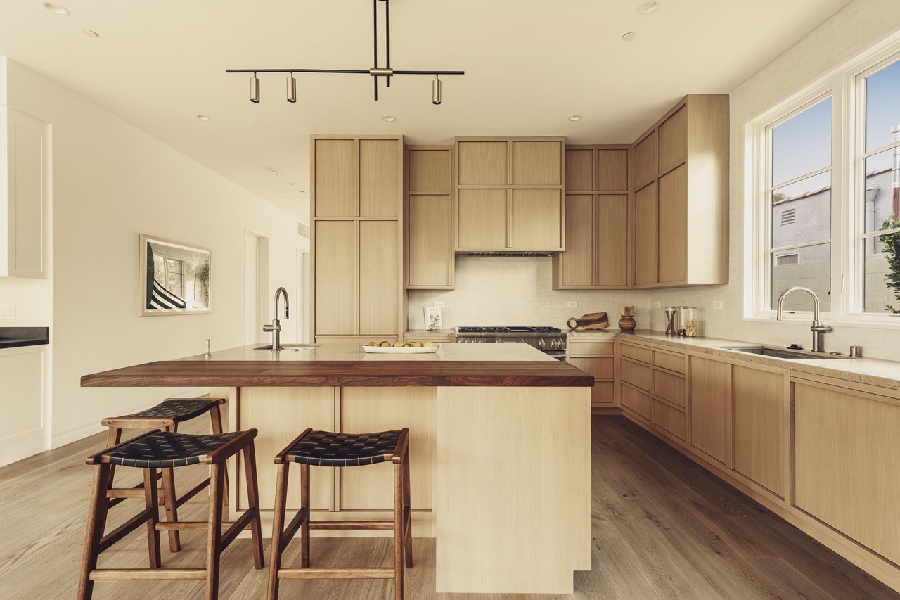 2114 Pier Ave, Santa Monica