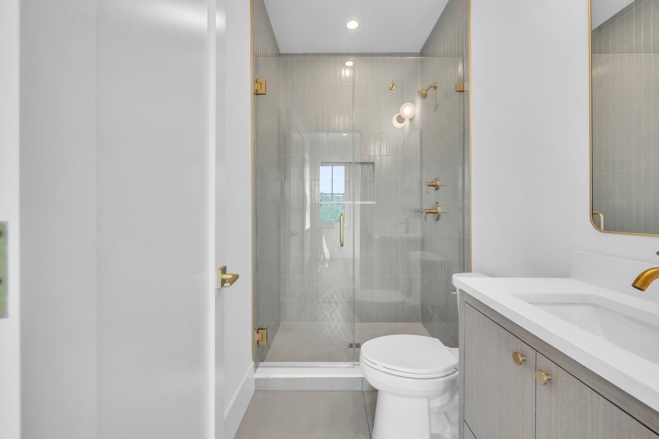 133 East Ave, Unit A