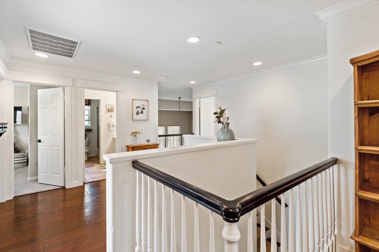34 Mildenhall St