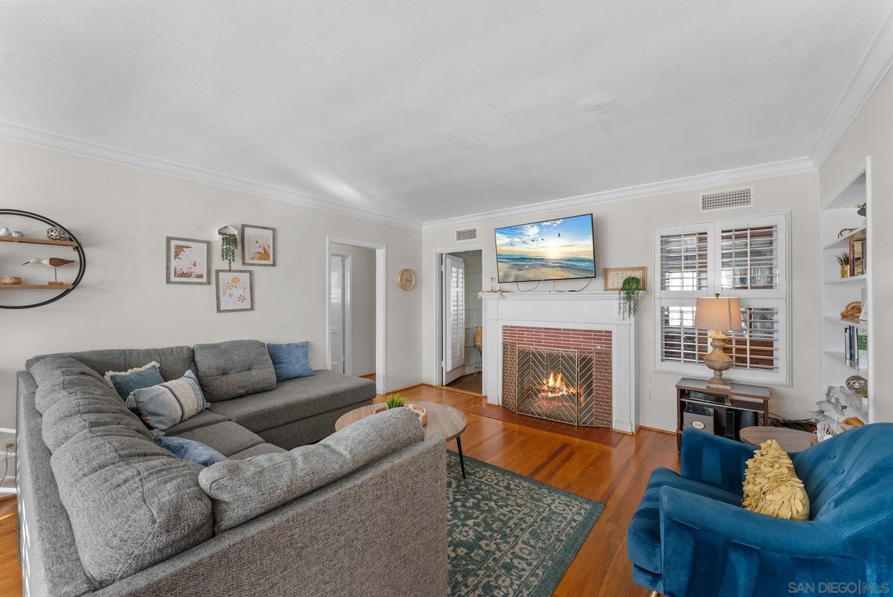 7005 Draper Ave, La Jolla, CA 92037