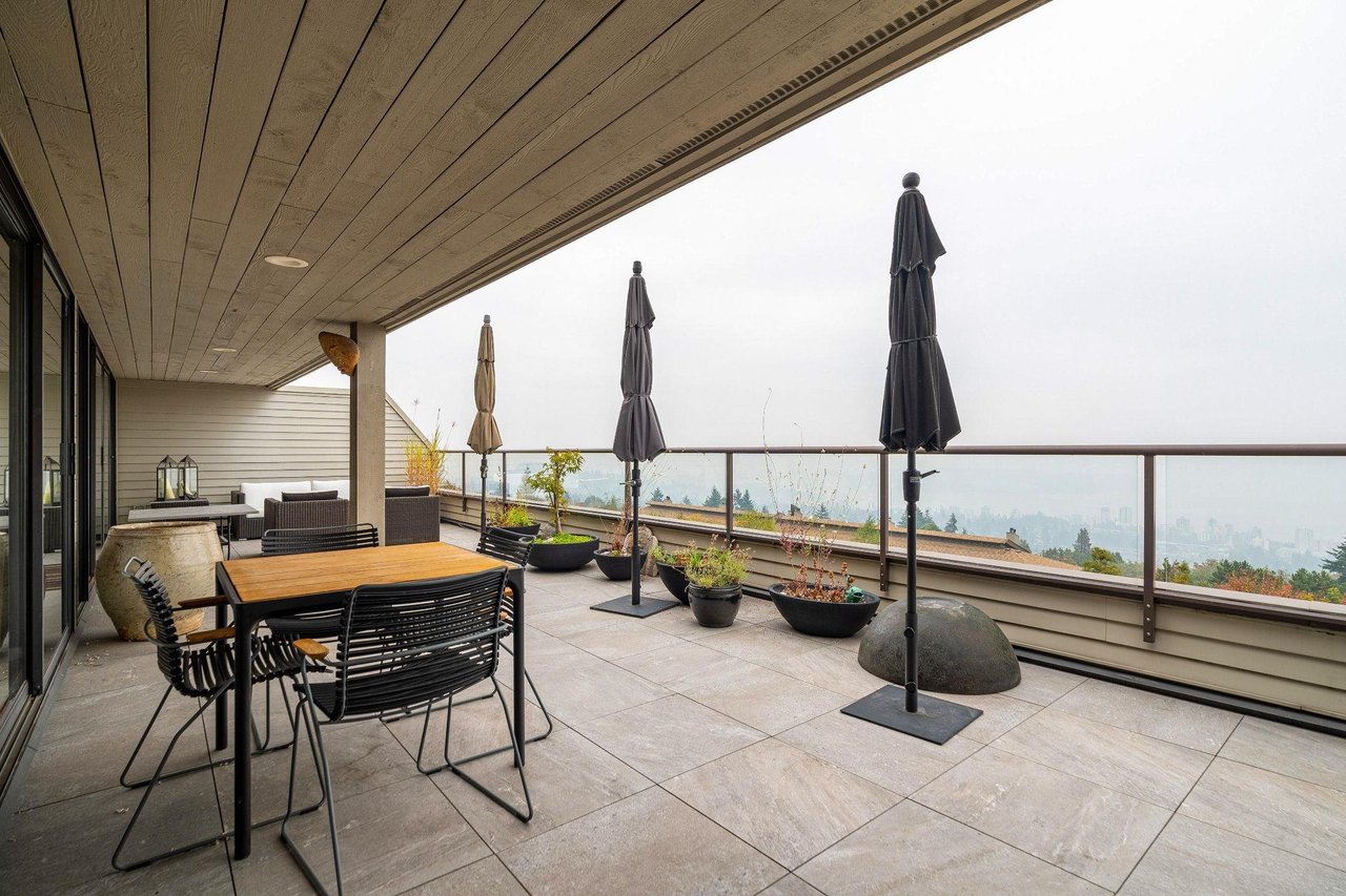 2242 Folkestone Way, #21