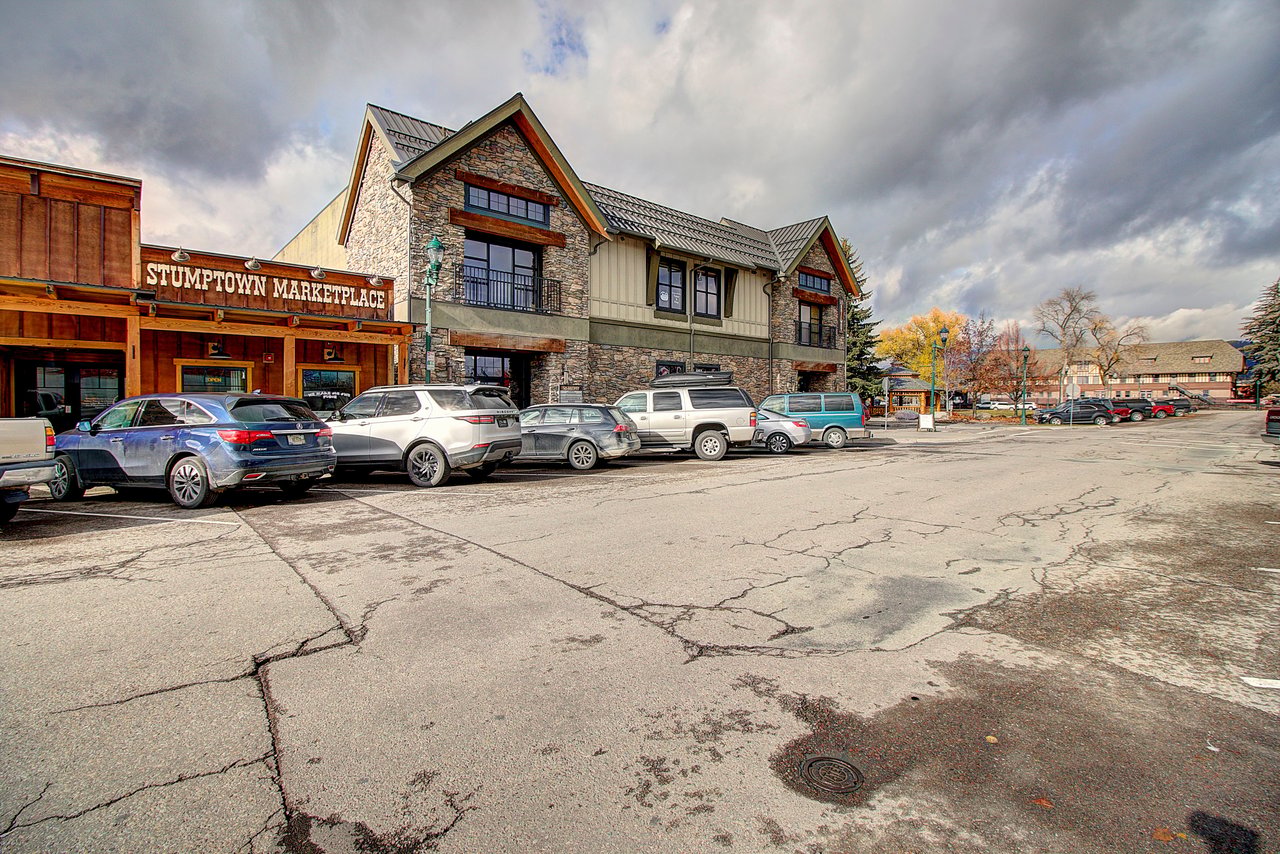 Mixed Use Commercial Retail/Office Building
